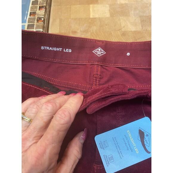Women’s Saint Johns Bay Straight Leg Corduroy Jeans Pants Red Maroon 8 Stretch - Picture 3 of 5